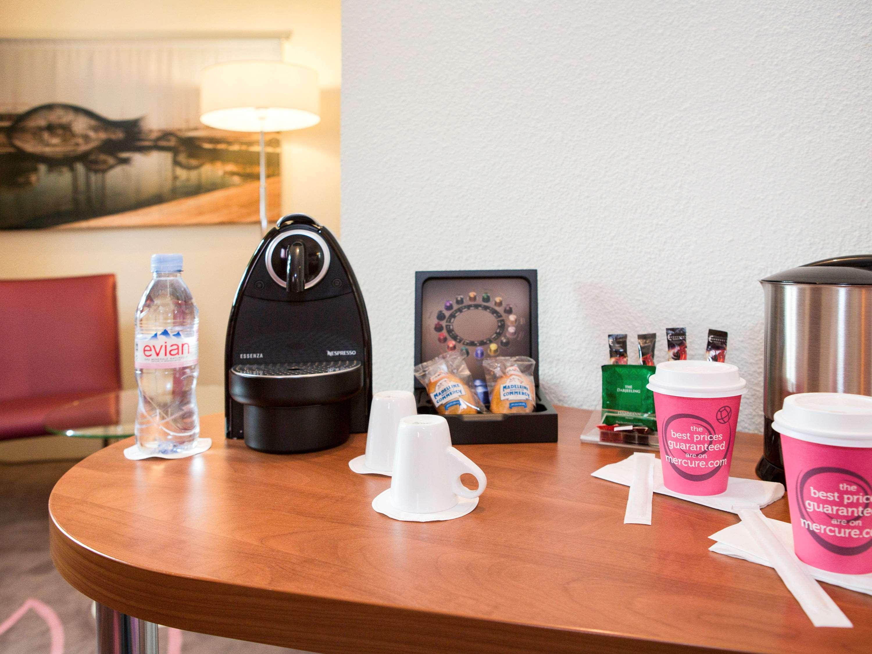 Mercure Cannes Mandelieu Екстериор снимка
