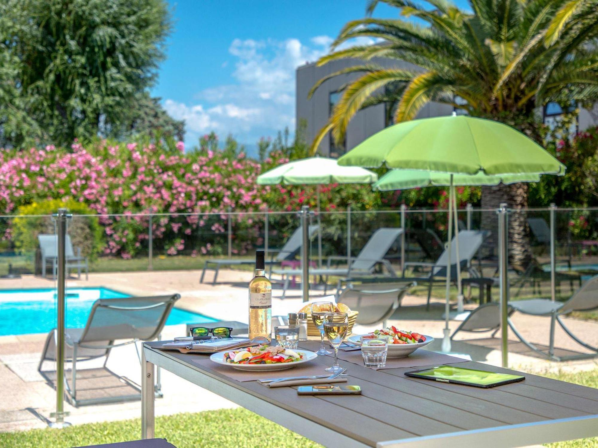 Mercure Cannes Mandelieu Екстериор снимка